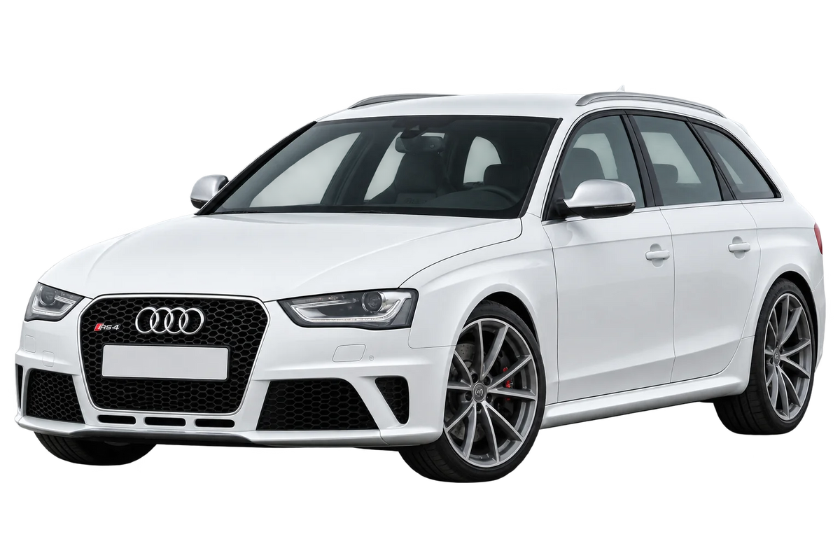 Witte Audi RS 4 B8 RS 4 Avant / 331 kW, schuin van voren