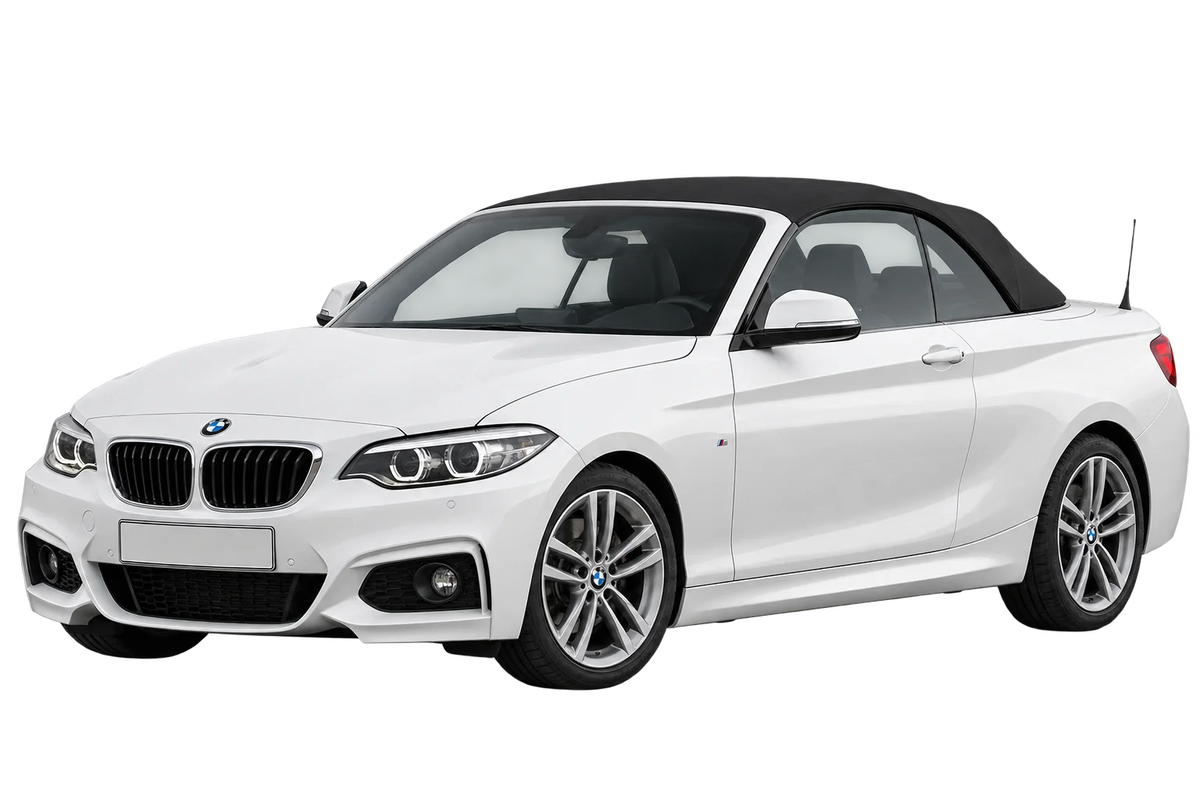 Witte BMW 2er Reihe 1C F23 Cabrio Facelift 2017, schuin van voren