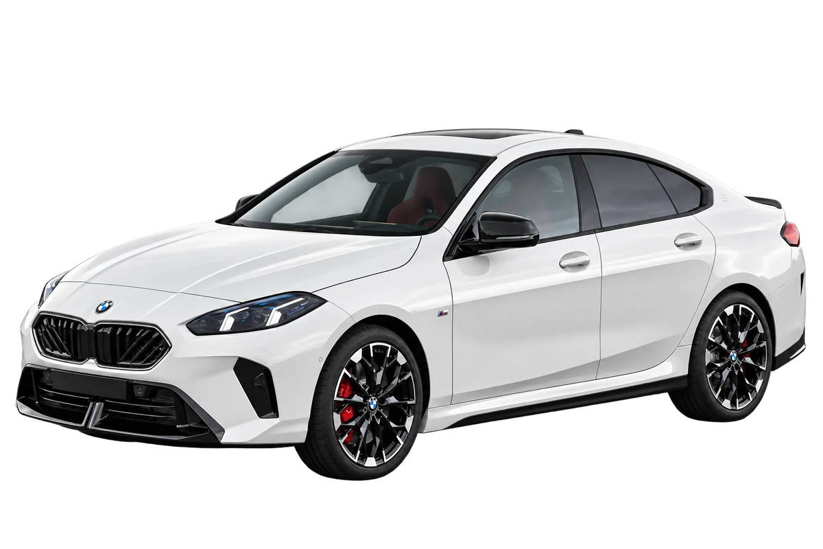 Witte BMW 2er Reihe F7 F74 Gran Coupé, schuin van voren