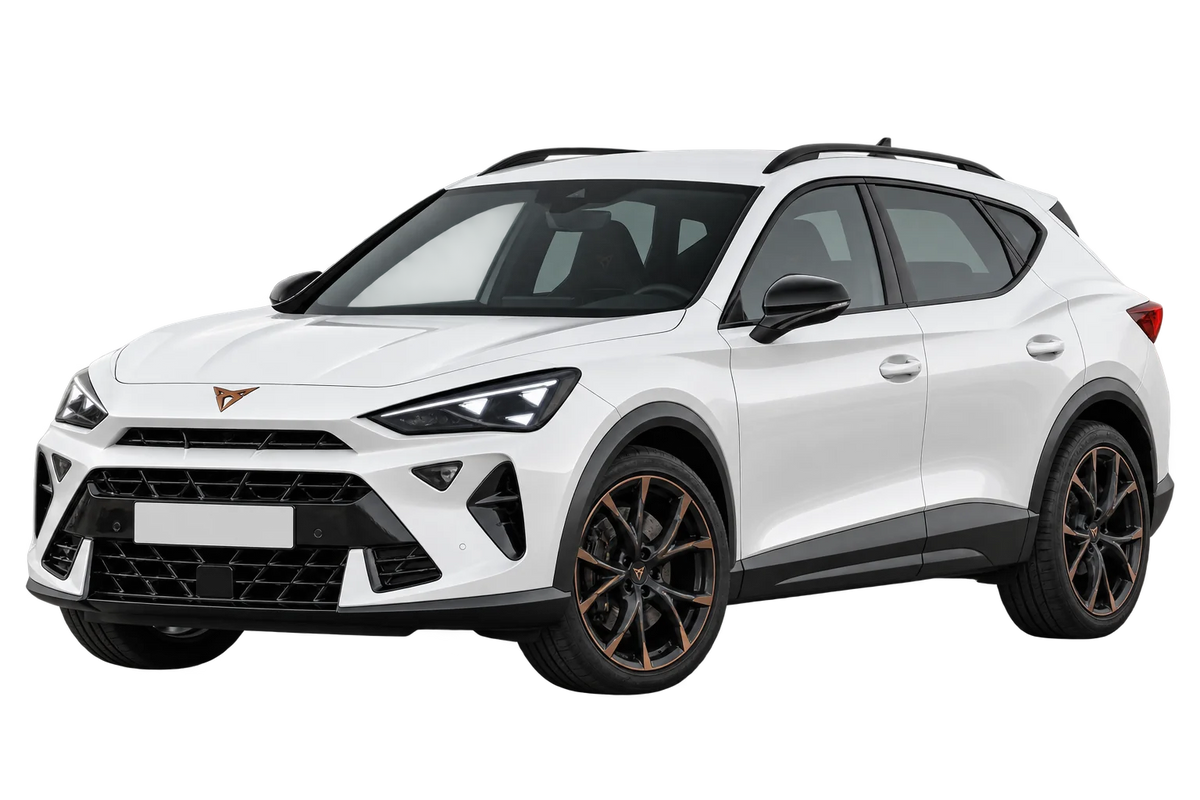 Witte CUPRA Formentor KM Facelift 2024, schuin van voren