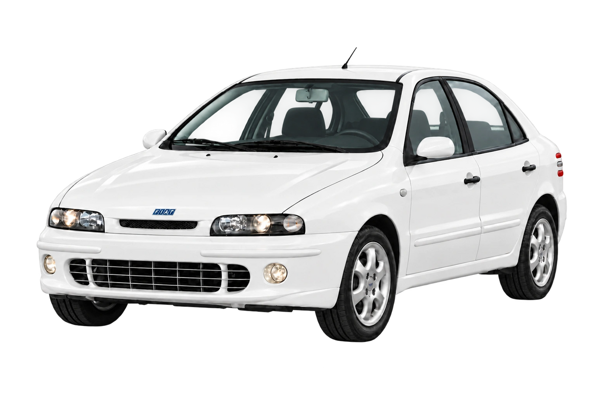Witte Fiat Brava 182, schuin van voren
