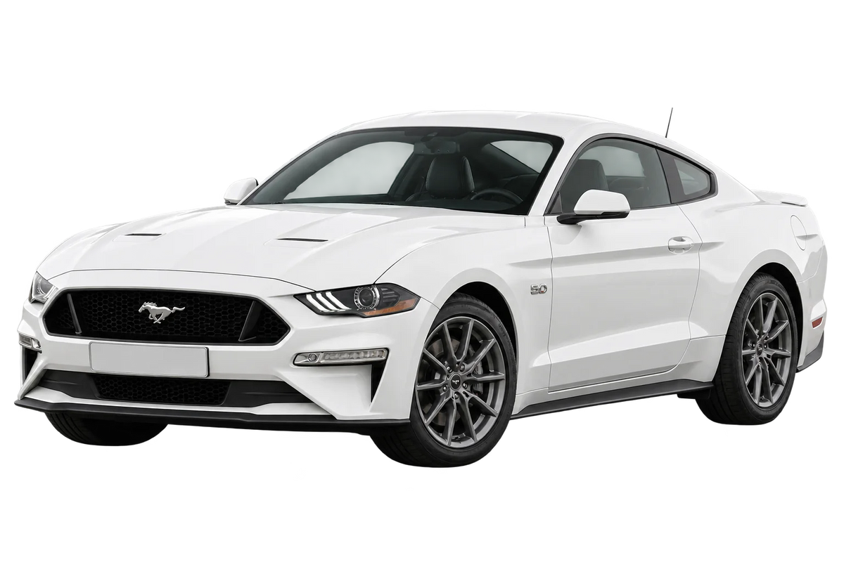 Witte Ford Mustang LAE Coupé Facelift, schuin van voren
