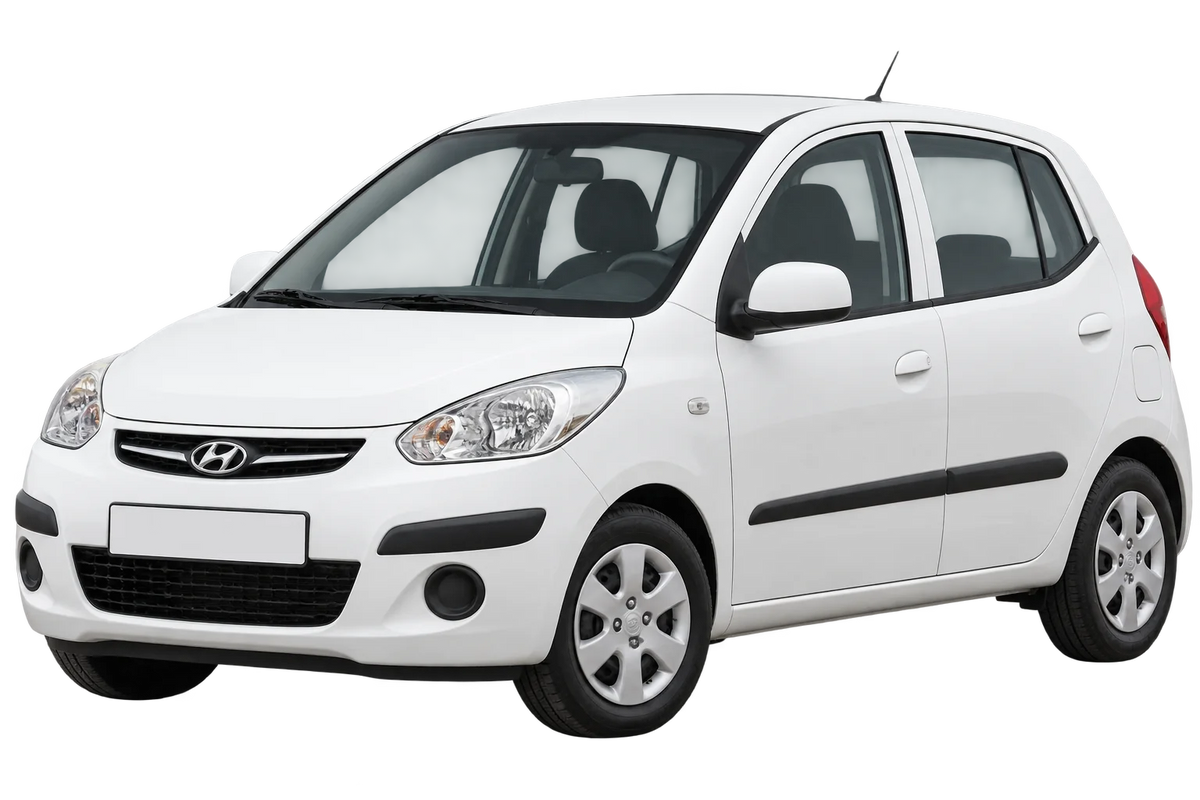 Witte Hyundai i10 PA, schuin van voren