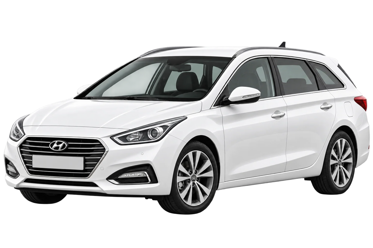 Witte Hyundai i40 VF CW Station Wagon Facelift 2015, schuin van voren