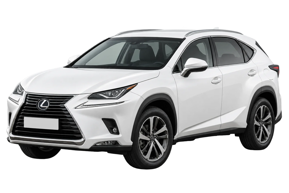 Witte Lexus NX AZ1 Facelift 2017, schuin van voren