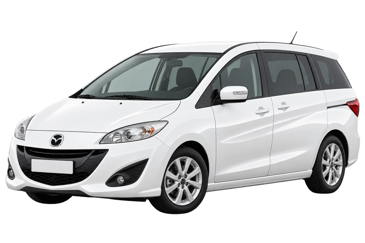 Witte Mazda 5 CW, schuin van voren