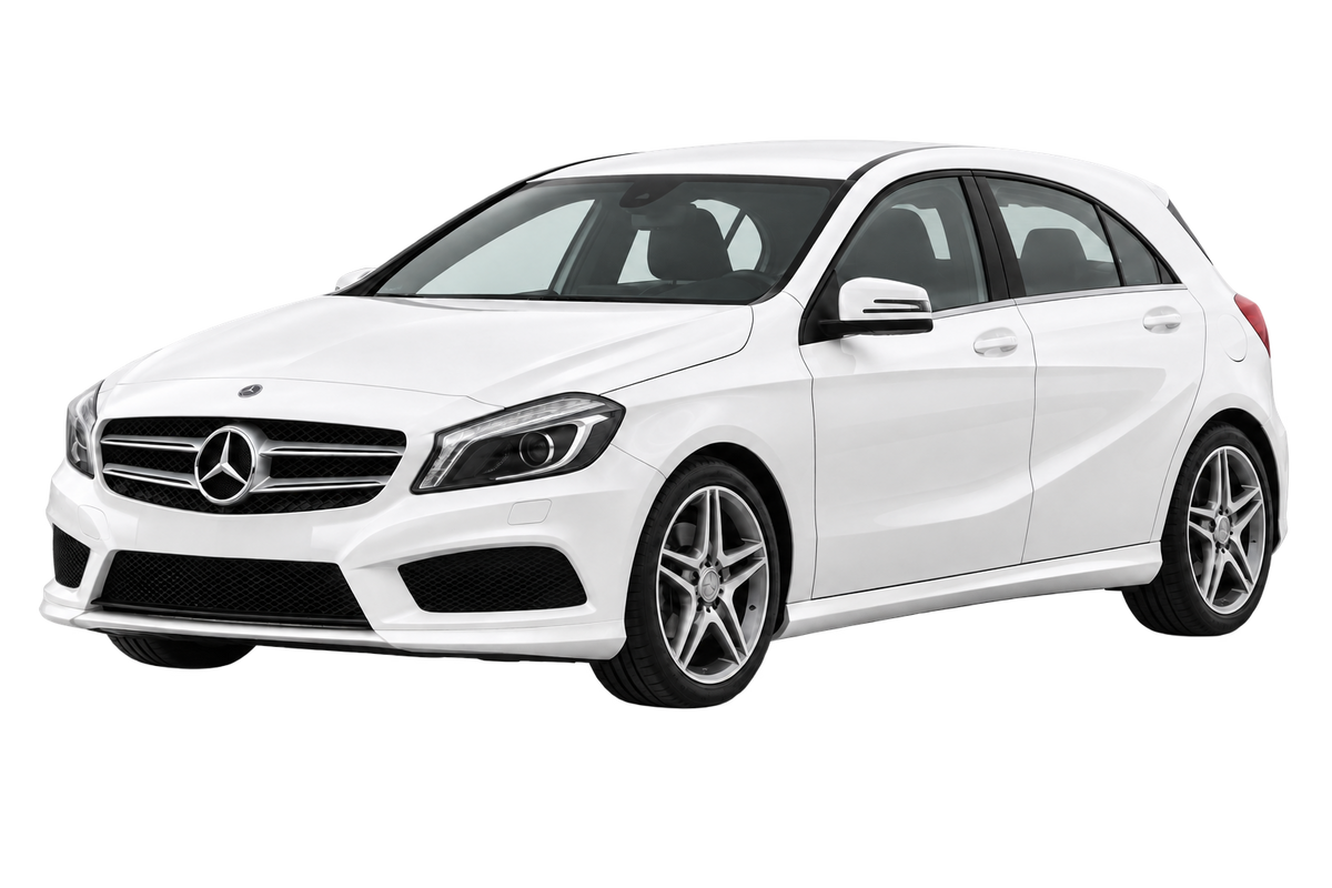 Witte Mercedes A-Klasse 176 245G, schuin van voren