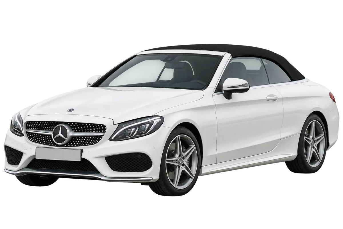 Witte Mercedes C-Klasse 204 A205 Cabriolet, schuin van voren