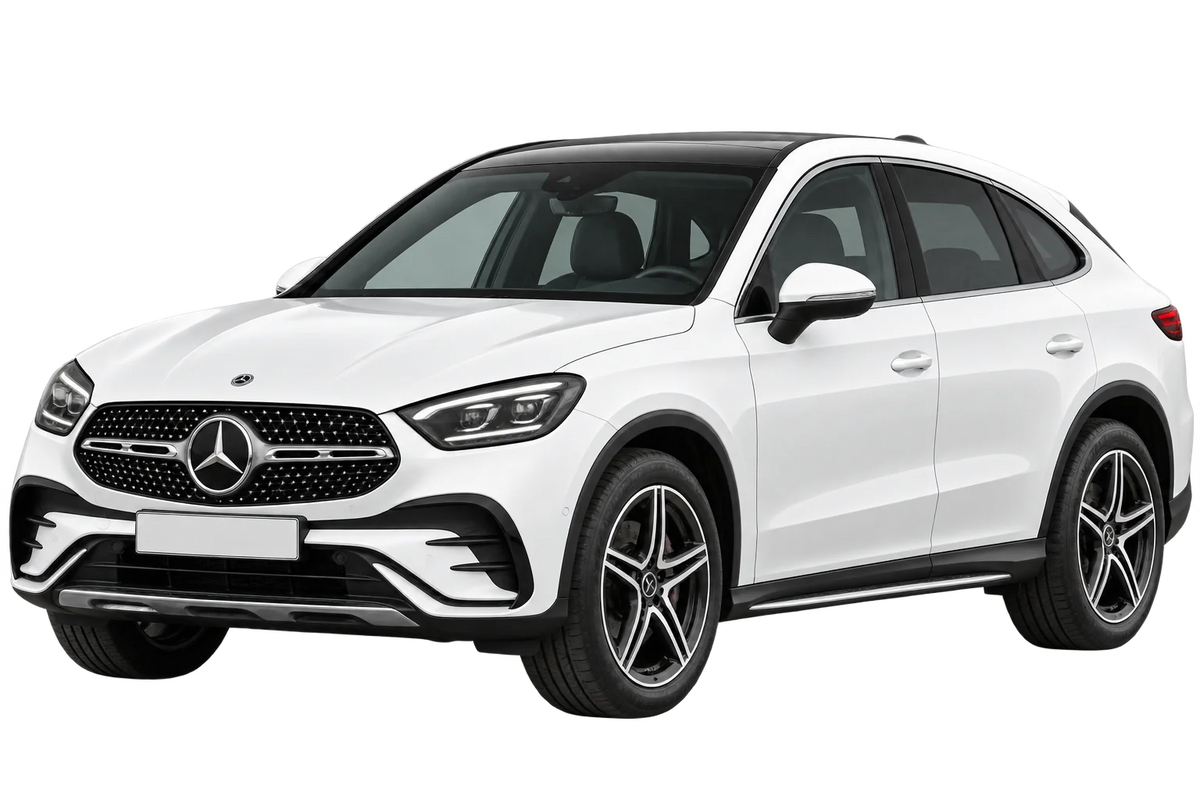 Witte Mercedes GLC R2CGLC C254 Coupé, schuin van voren