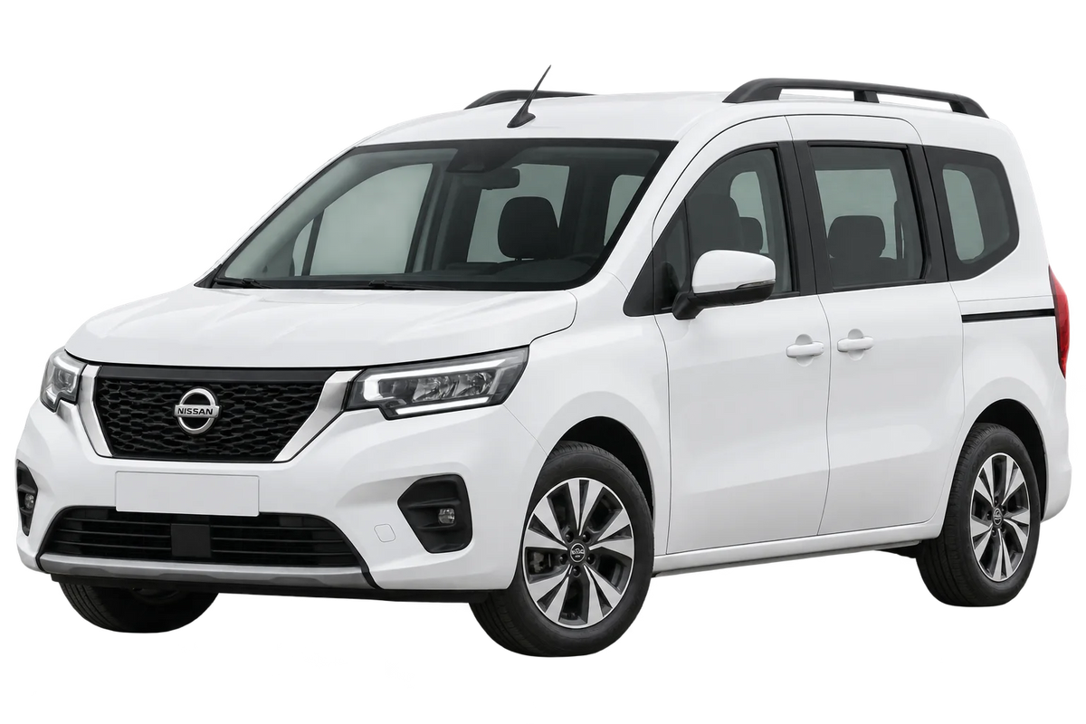 Witte Nissan Townstar NFK Station Wagon, schuin van voren