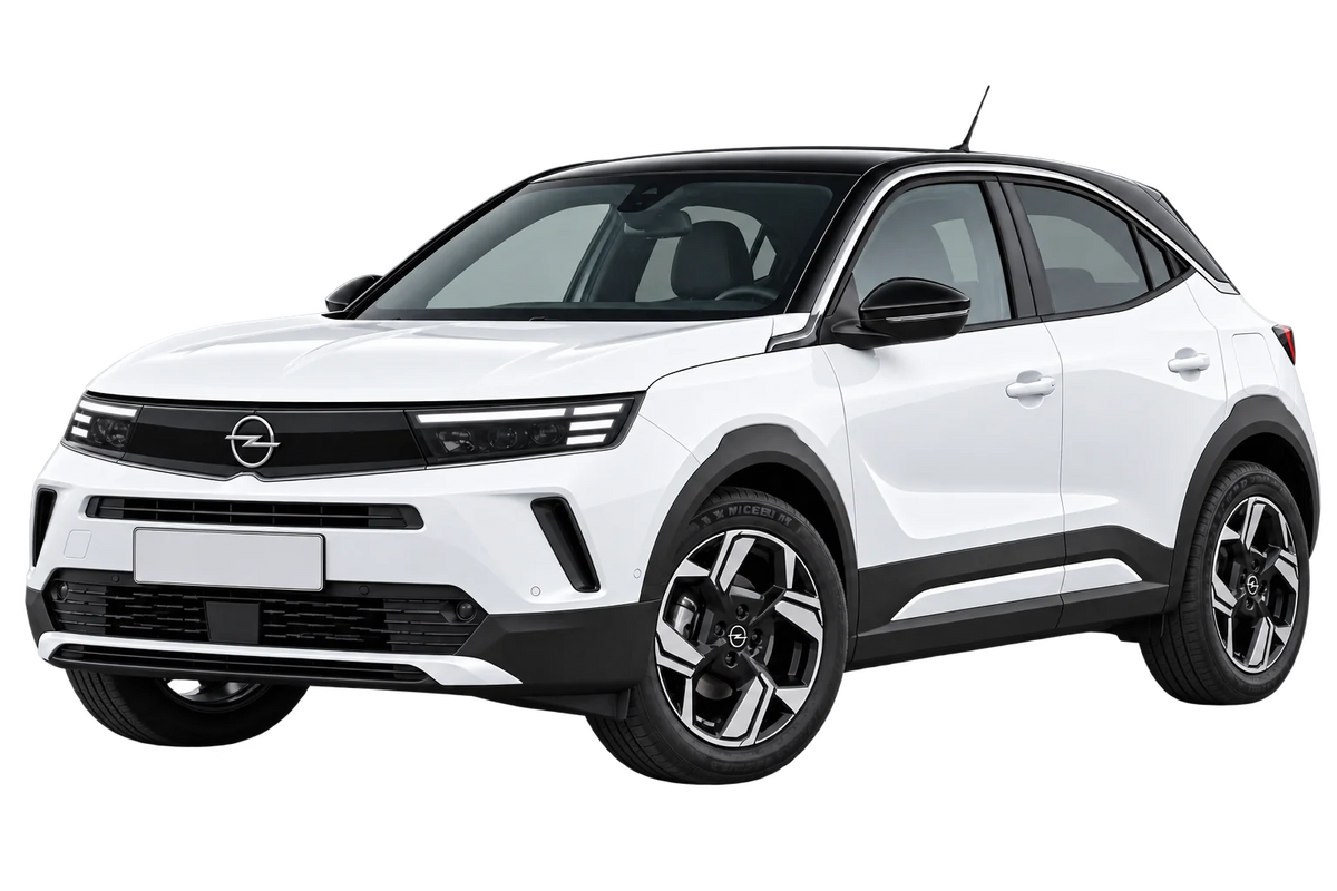 Witte Opel Mokka Electric U Mokka-e Facelift 2024, schuin van voren