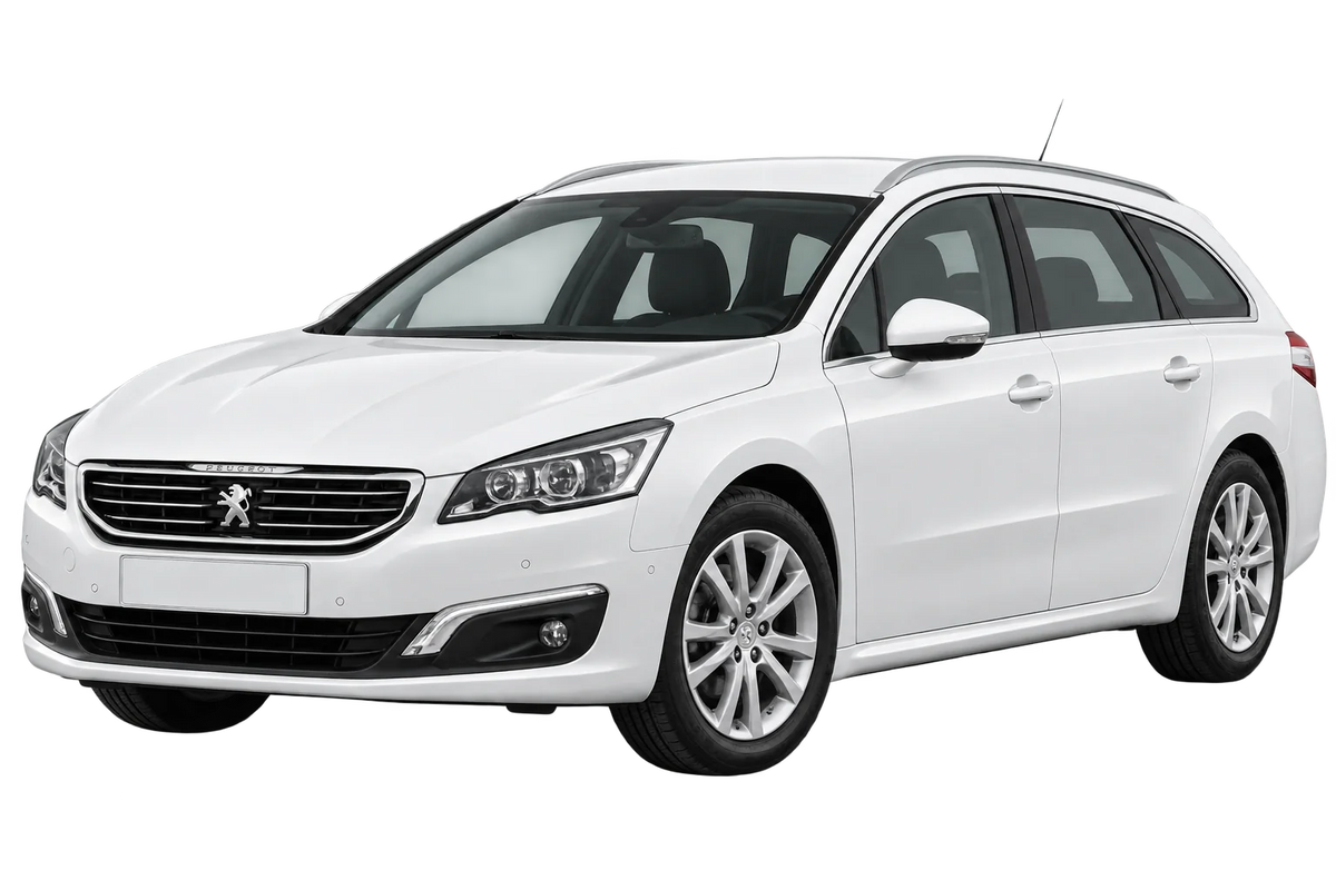 Witte Peugeot 508 8 SW - Kombi incl. Facelift 2014, schuin van voren