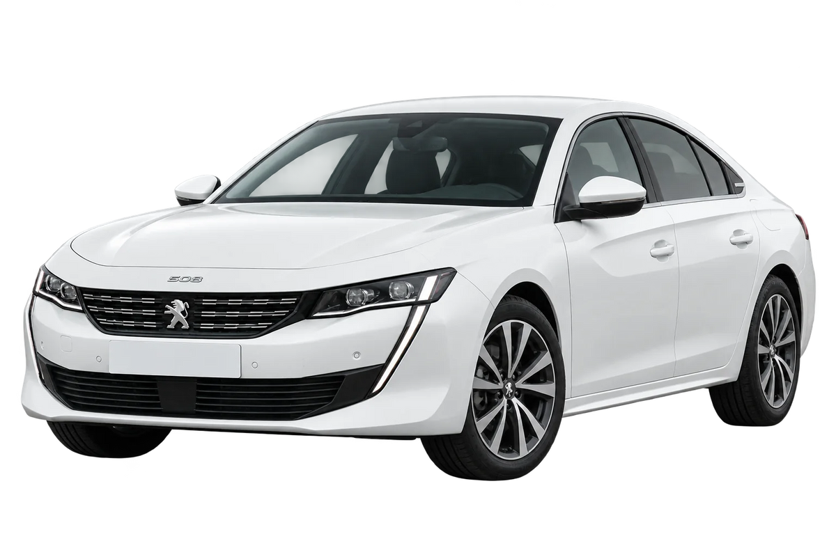 Witte Peugeot 508 F Limousine, schuin van voren