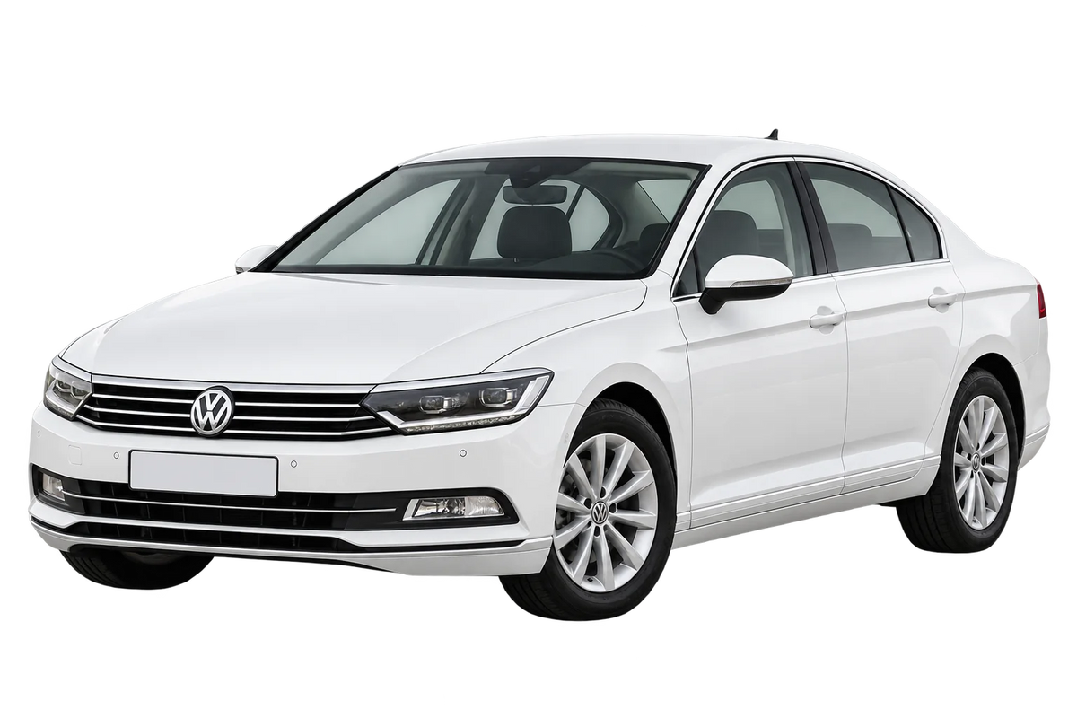 Witte Volkswagen Passat 3C Limousine (B8) - Modell 2015, schuin van voren