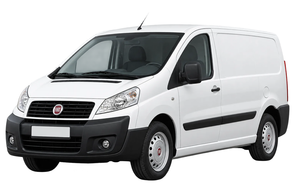 Witte Fiat Scudo 270L con carrozzeria chiusa, schuin van voren