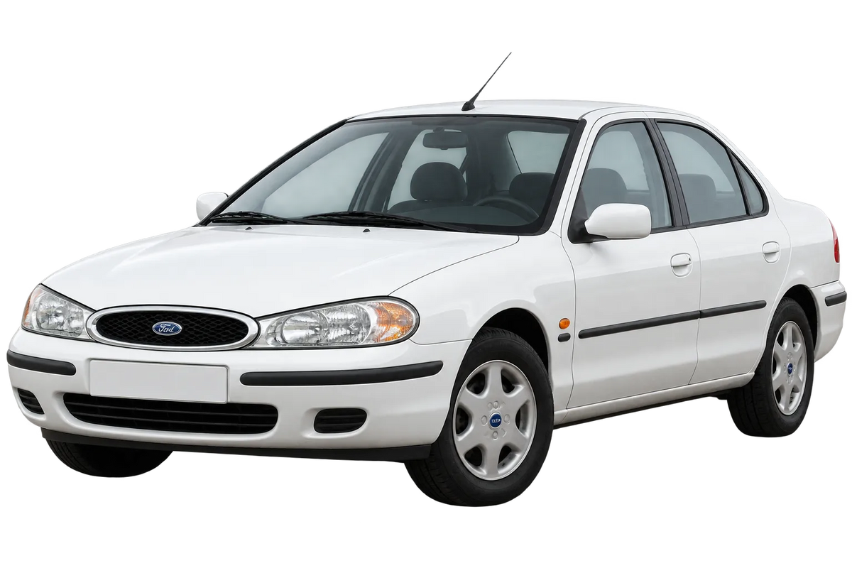 Witte Ford Mondeo BFP, BFW, schuin van voren