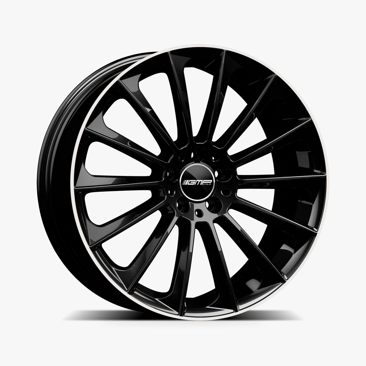 GMP ITALIA STELLAR Black Diamond Lip lichtmetalen velg in schuin driekwartaanzicht