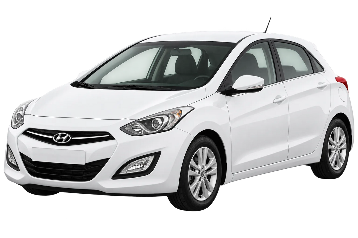 Witte Hyundai i30 GDH, schuin van voren