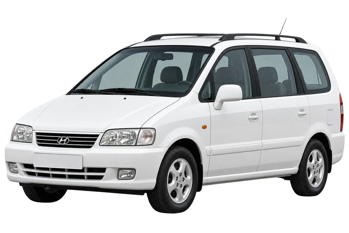 Witte Hyundai Joice M-300E, schuin van voren