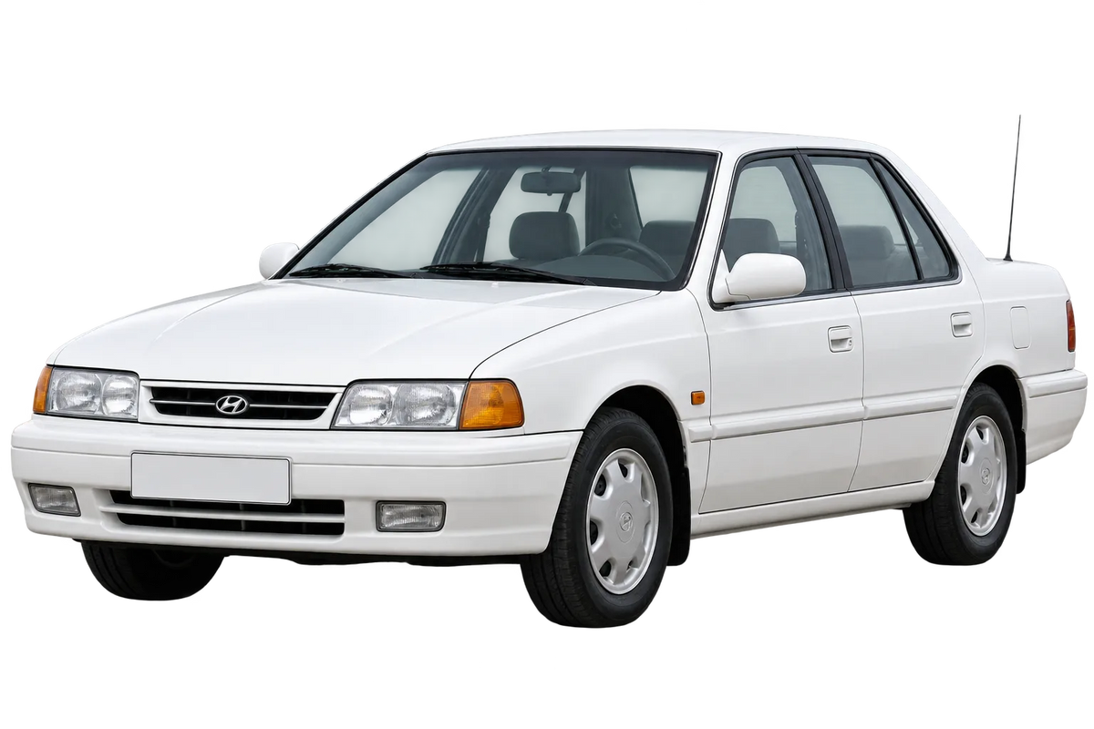 Witte Hyundai Sonata Y-2, schuin van voren