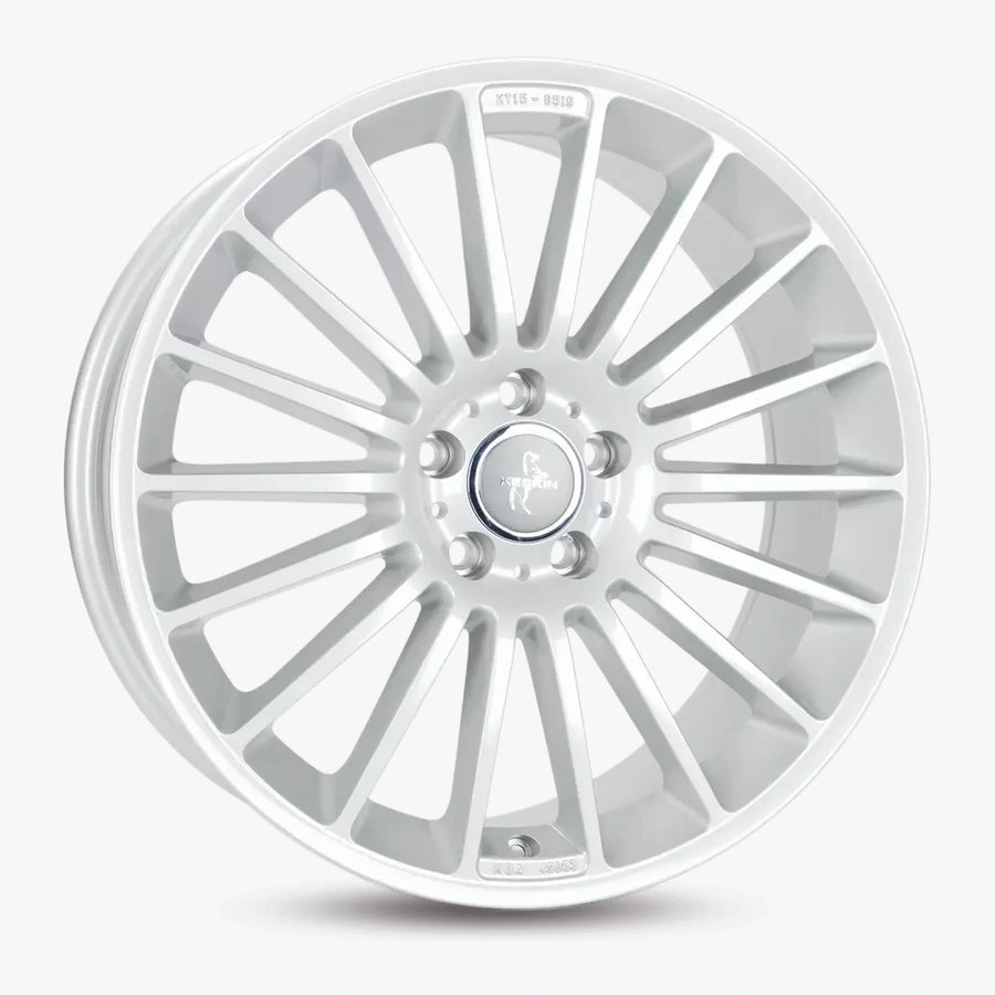 KESKIN KT15 SPEED Silver Painted (SL) lichtmetalen velg in schuin driekwartaanzicht
