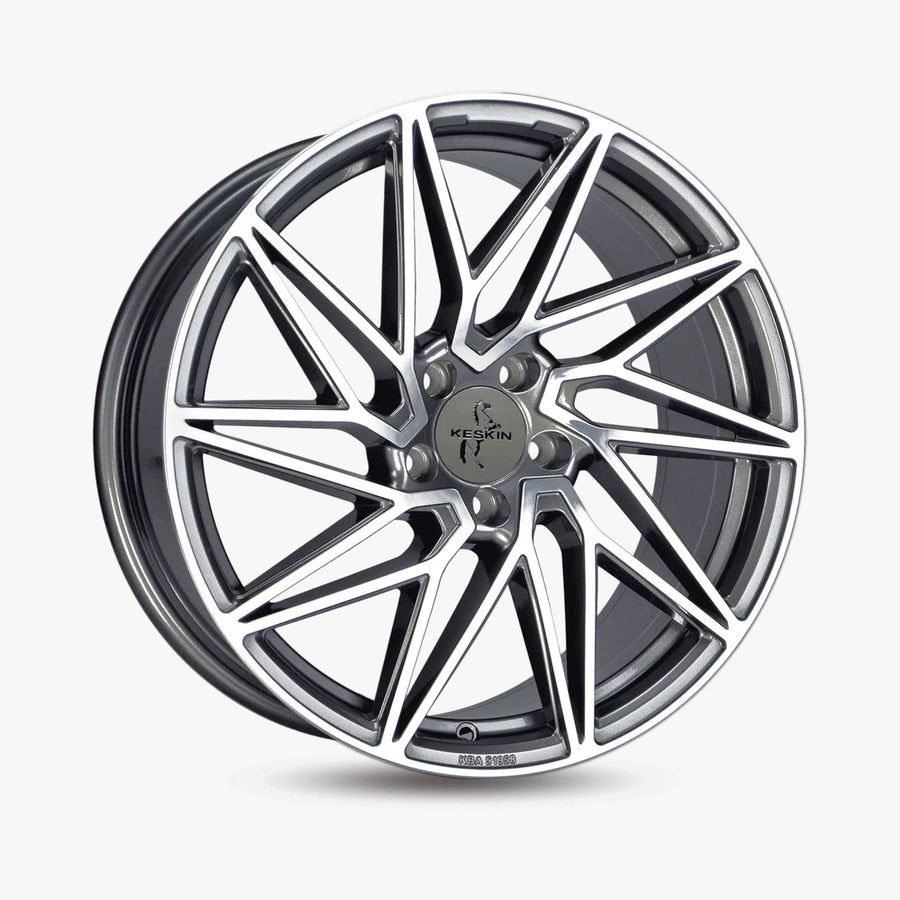 KESKIN KT20 FUTURE Palladium Front Polish (PFP) lichtmetalen velg in schuin driekwartaanzicht