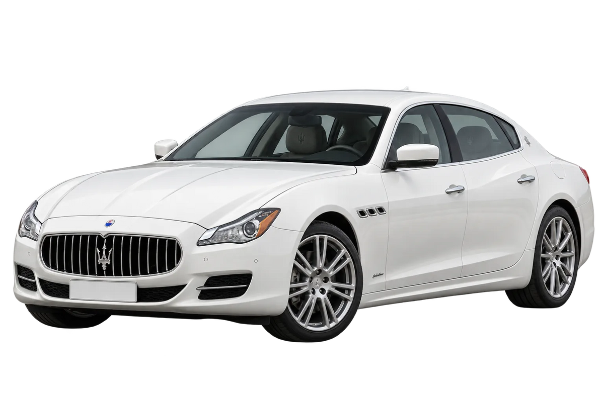 Witte Maserati Quattroporte M156, schuin van voren