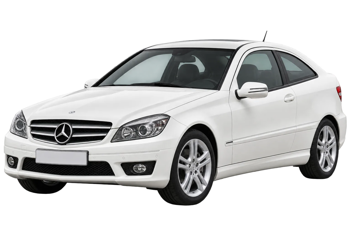 Witte Mercedes CLC-Klasse 203CL, schuin van voren