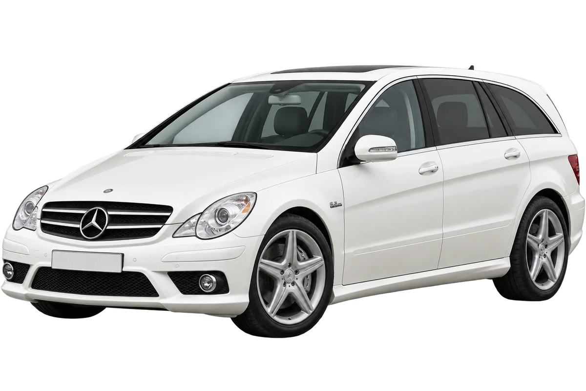 Witte Mercedes R-Klasse 251, 251AMG R 63 AMG, schuin van voren