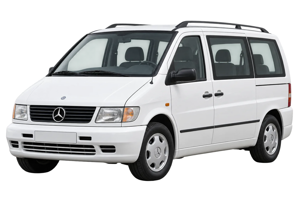 Witte Mercedes V-Klasse 638/2, schuin van voren