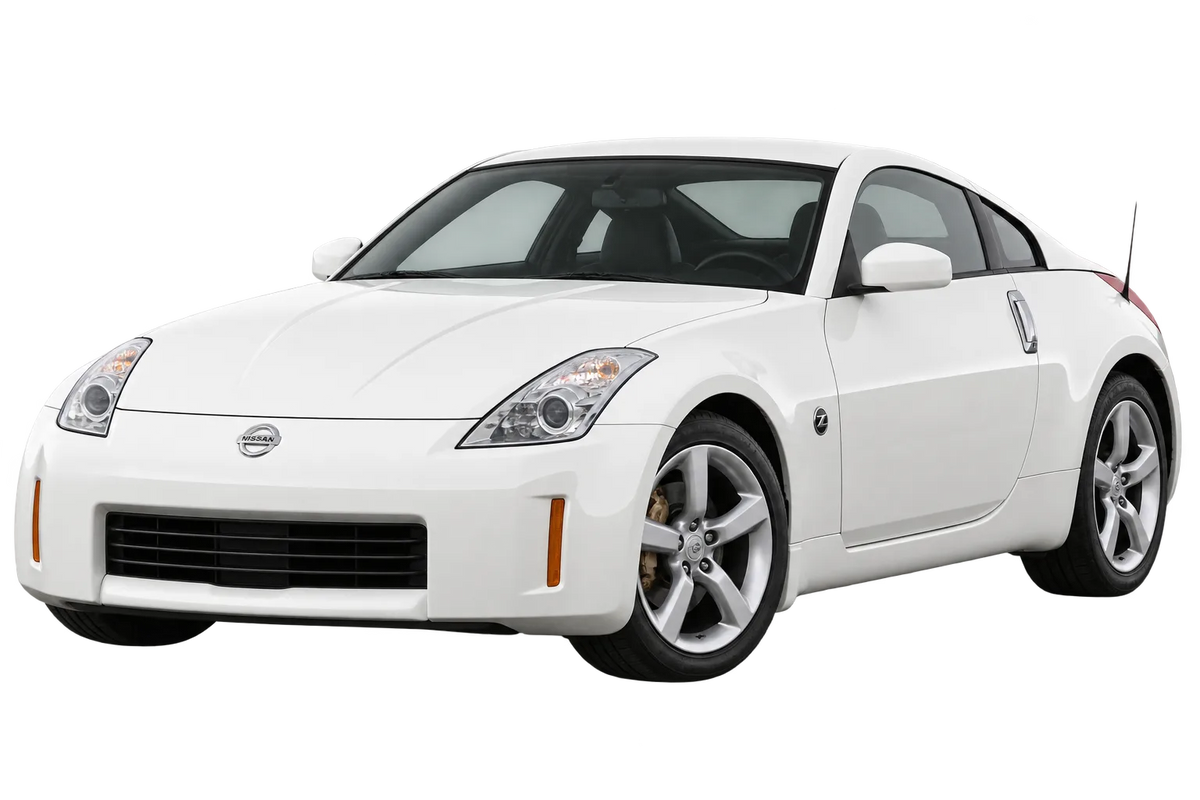 Witte Nissan 350Z Z33, schuin van voren
