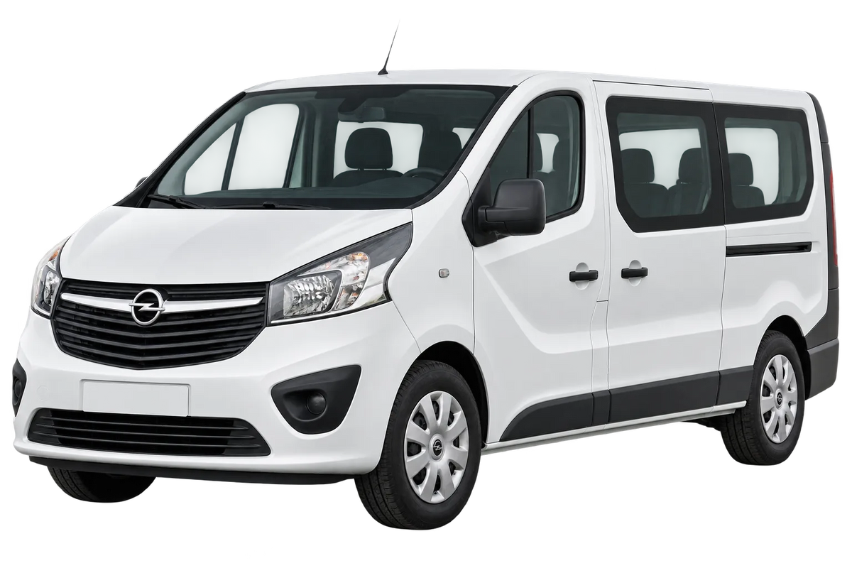 Witte Opel Vivaro X83, F7, schuin van voren