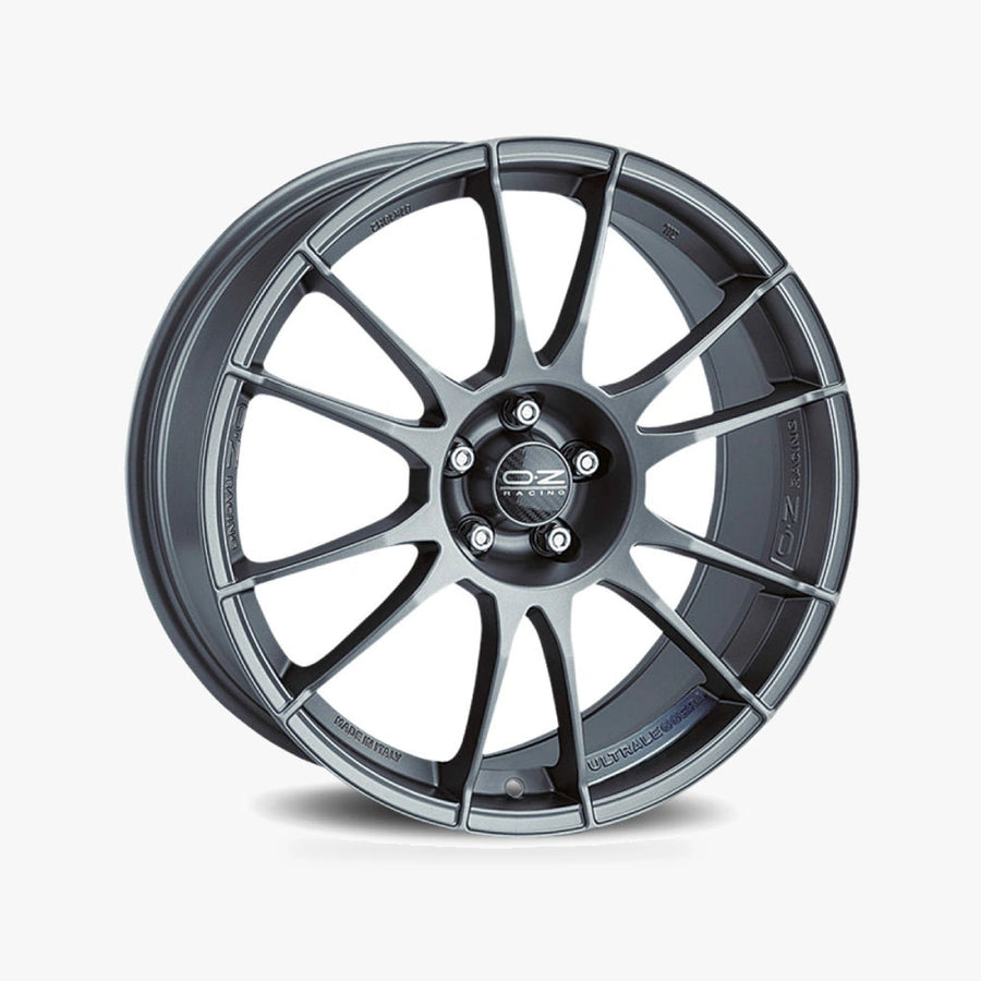 OZ ULTRALEGGERA Matt Graphite Silver lichtmetalen velg in schuin driekwartaanzicht