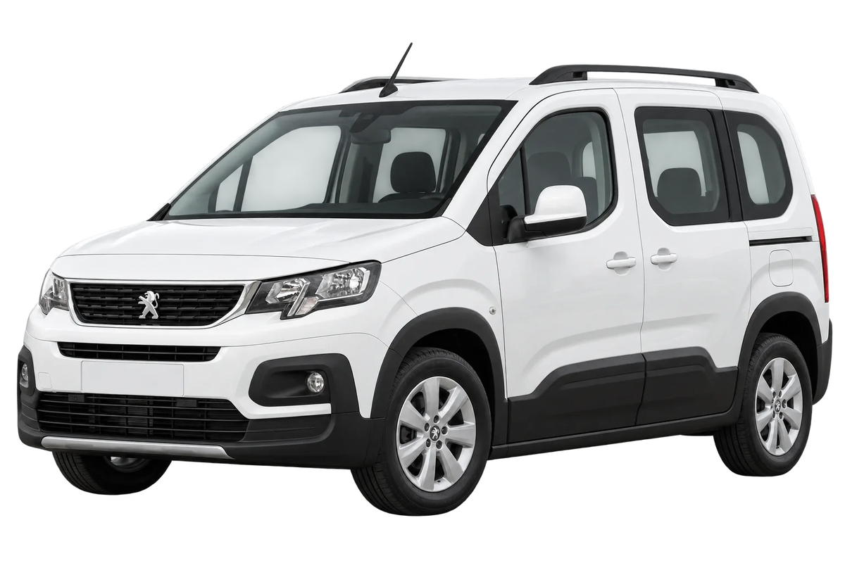 Witte Peugeot Rifter E, schuin van voren