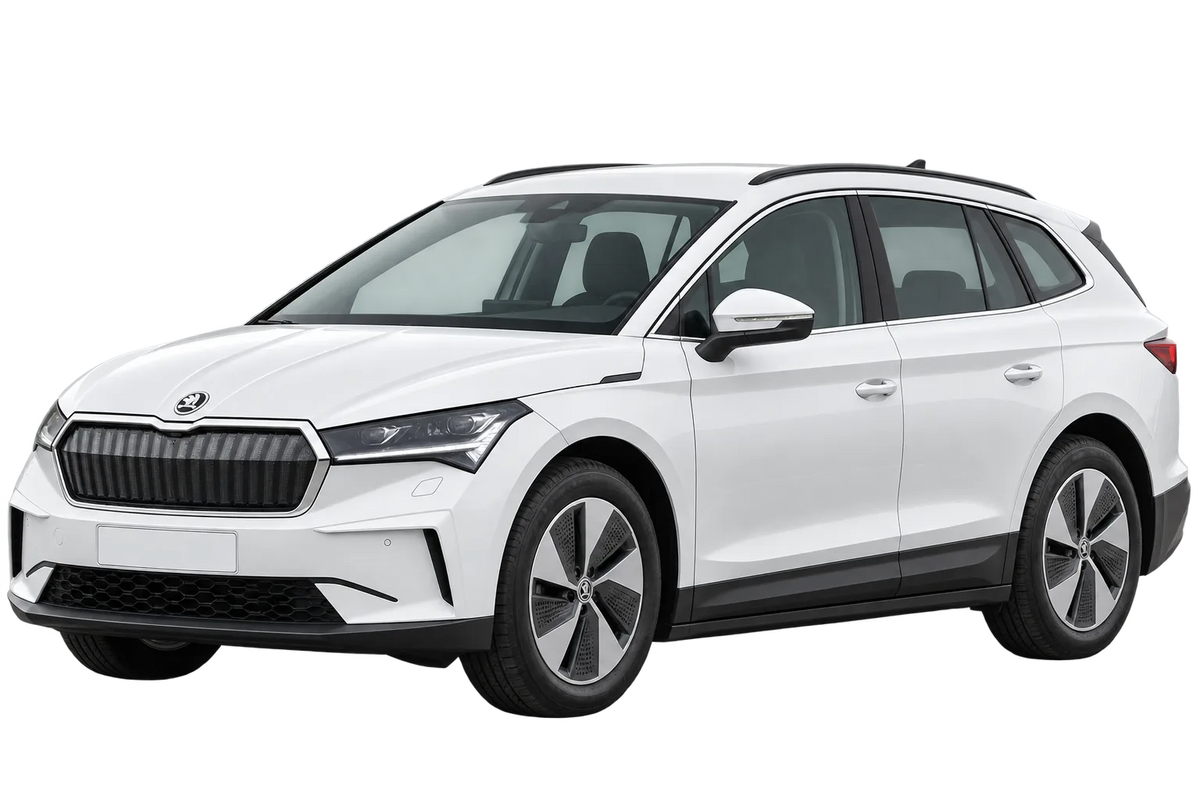 Witte Skoda Enyaq NY Enyaq iV, schuin van voren