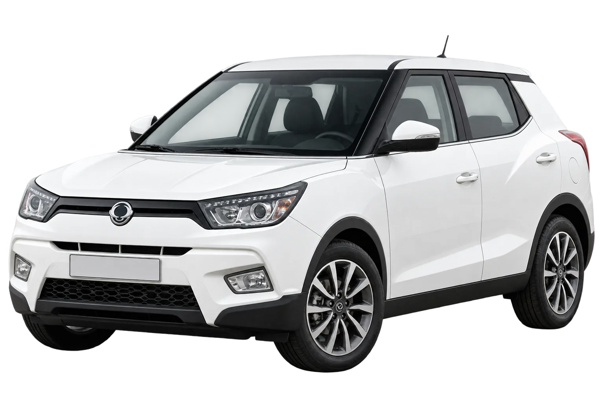 Witte Ssangyong Tivoli XK, schuin van voren
