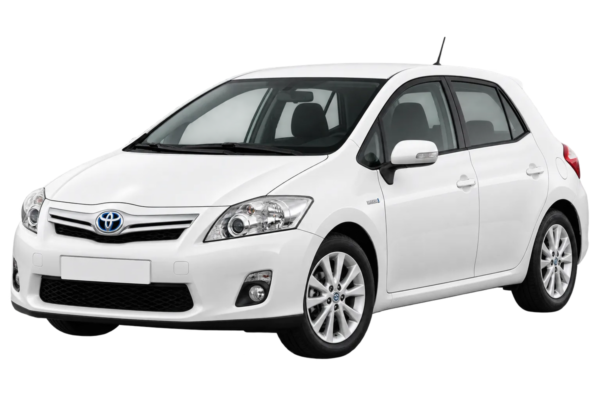 Witte Toyota Auris HE15U(a) E150 1.8 Hybrid - inkl. Facelift 2010, schuin van voren