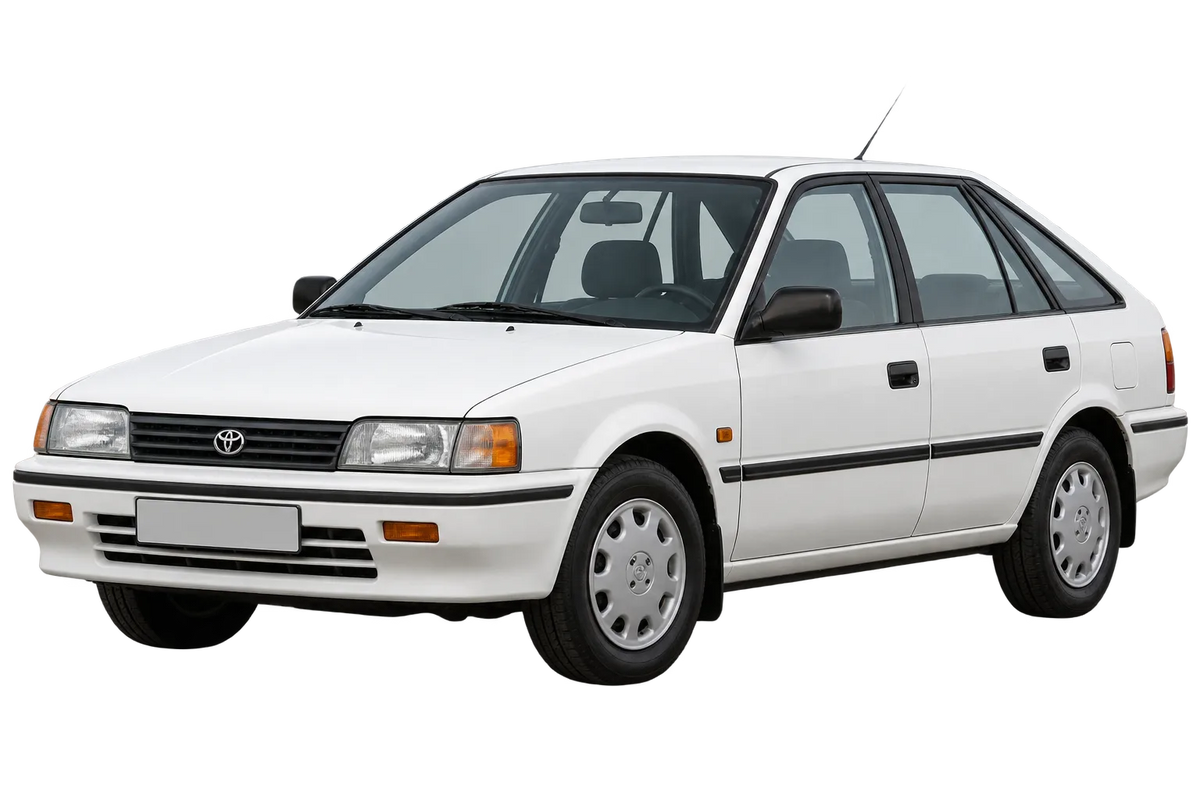 Witte Toyota Carina T17, schuin van voren