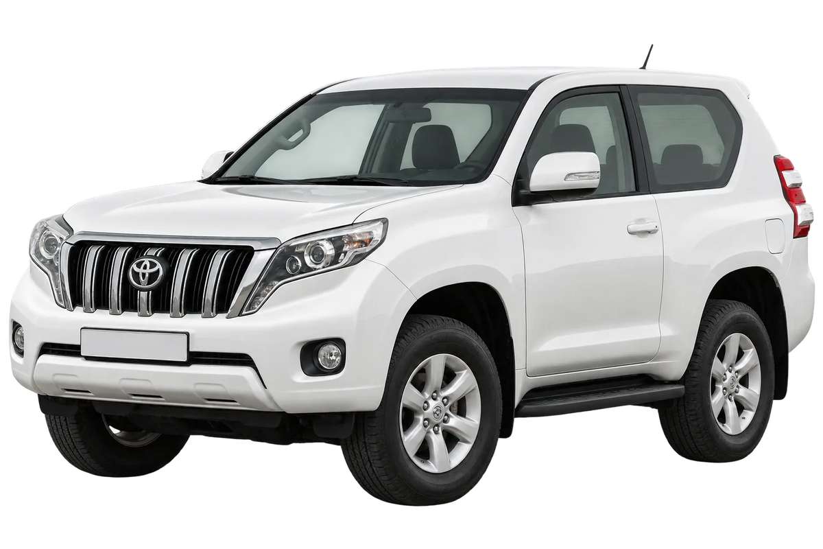 Witte Toyota Land Cruiser J15TN, J15TM, J15TMG Facelift 2015, schuin van voren