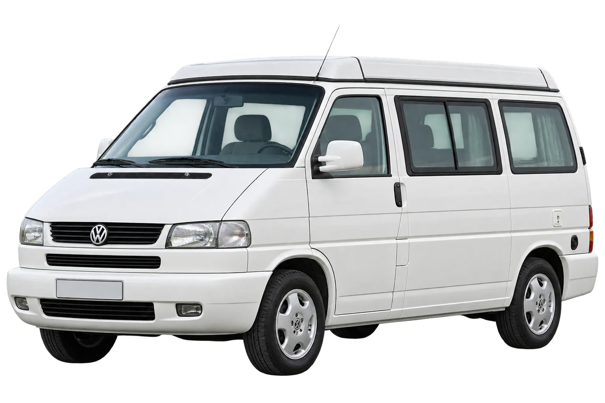 Witte Volkswagen Bus / Transporter T4 7DZA T4, schuin van voren