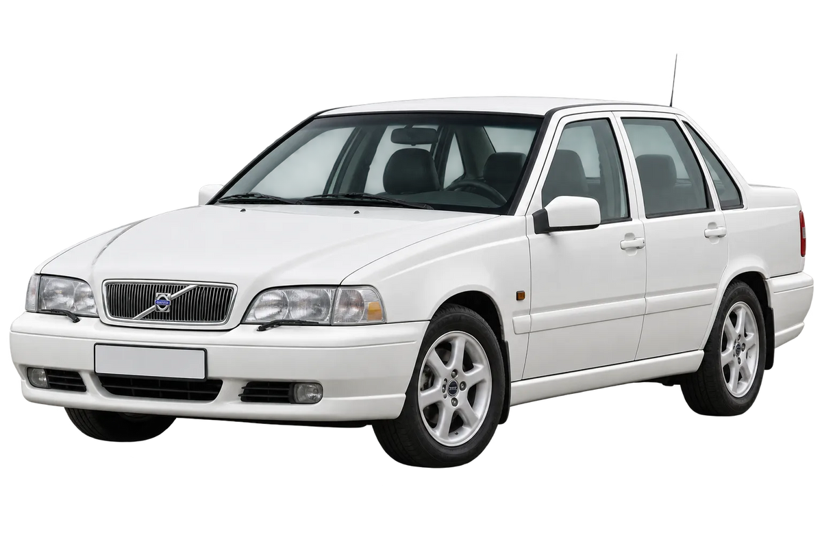 Witte Volvo S70 L, schuin van voren